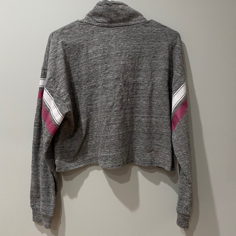 PINK VS Grey Long Sleeve Cropped Sweater - Picture 3 of 3